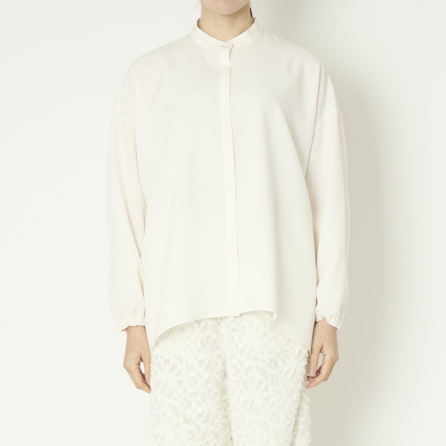 Kilka/アイロンいらずの速乾ブラウス